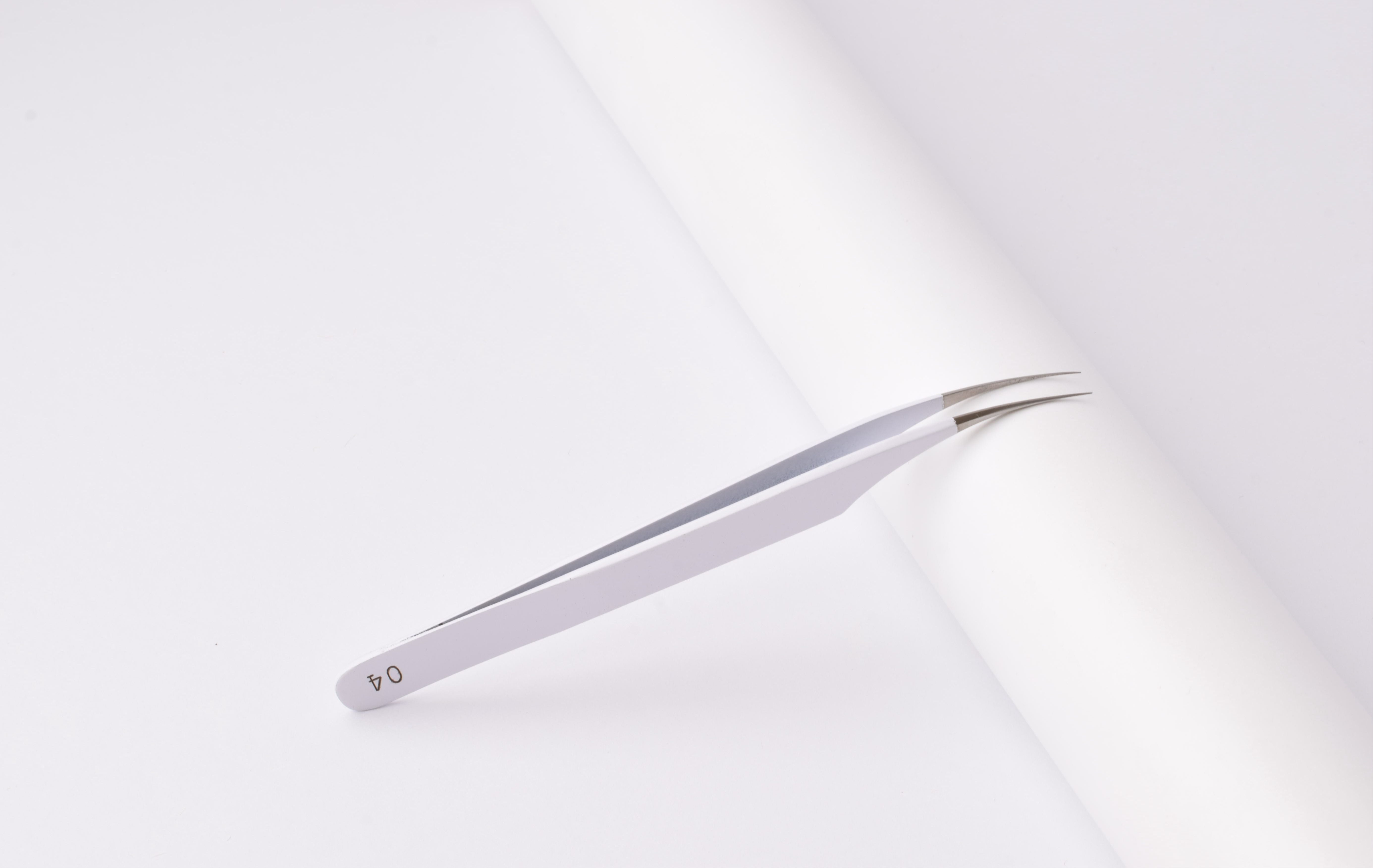 Angled Isolation Tweezers